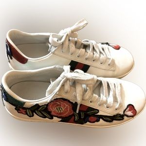 Gucci White Floral Embroidered Leather Ace Low-Top Sneakers, EU38, Made in Italy